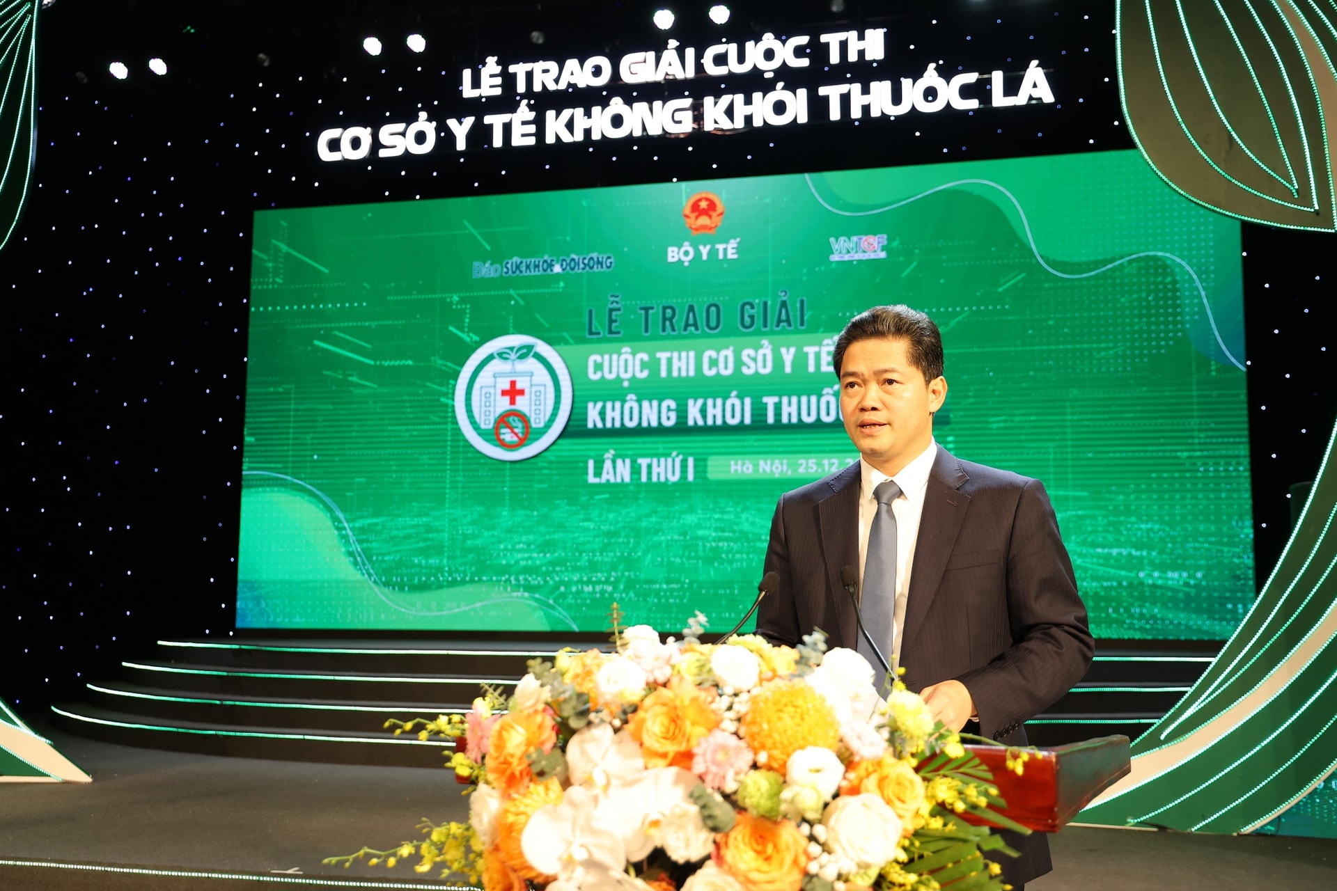 Từng bước đưa tiêu chí cơ sở y tế không khói thuốc lá' thành nội dung thường xuyên trong đánh giá chất lượng bệnh viện- Ảnh 1.