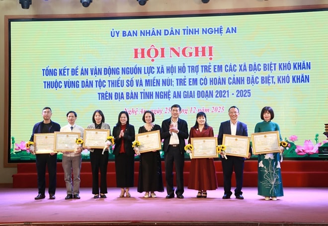 Nghệ An huy động gần 139 tỷ đồng chăm lo cho trẻ em khó khăn- Ảnh 8. Nghệ An huy động gần 139 tỷ đồng chăm lo cho trẻ em khó khăn- Ảnh 8.