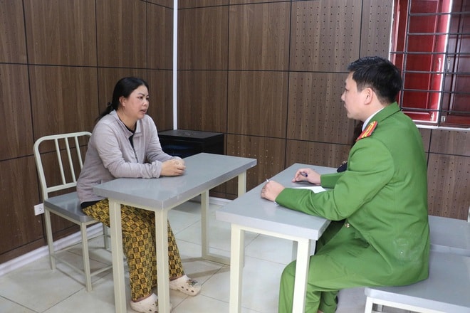 Triệt phá đường dây chế tạo, mua bán, tàng trữ vũ khí quân dụng, bắt 42 đối tượng- Ảnh 2. Triệt phá đường dây chế tạo, mua bán, tàng trữ vũ khí quân dụng, bắt 42 đối tượng- Ảnh 2.