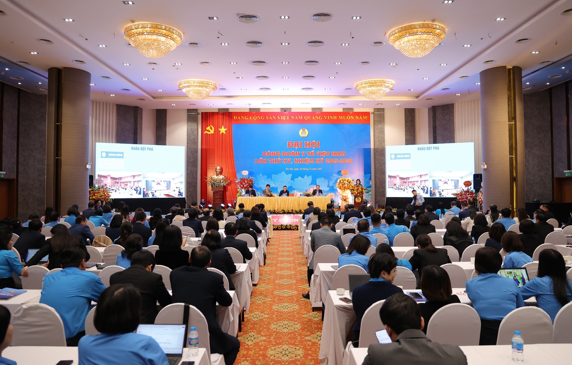 Công đoàn Y tế Việt Nam nêu 3 đột phá nhiệm kỳ tới, nổi bật là thương lượng về lương, đãi ngộ cho y bác sĩ- Ảnh 5.