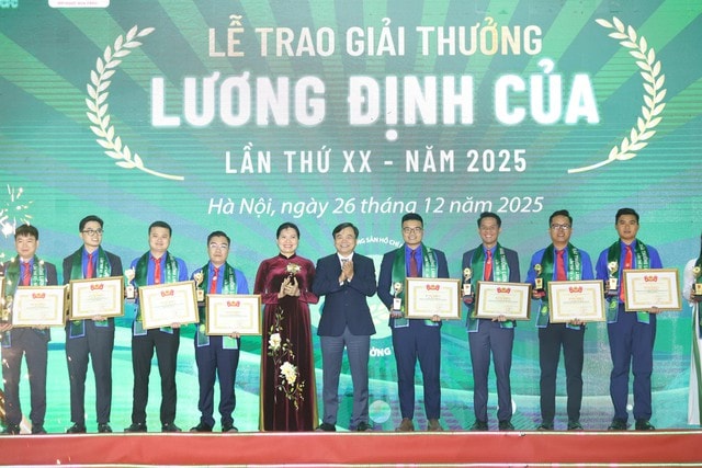 30 'nhà nông trẻ' xuất sắc nhận Giải thưởng Lương Định Của- Ảnh 1.
