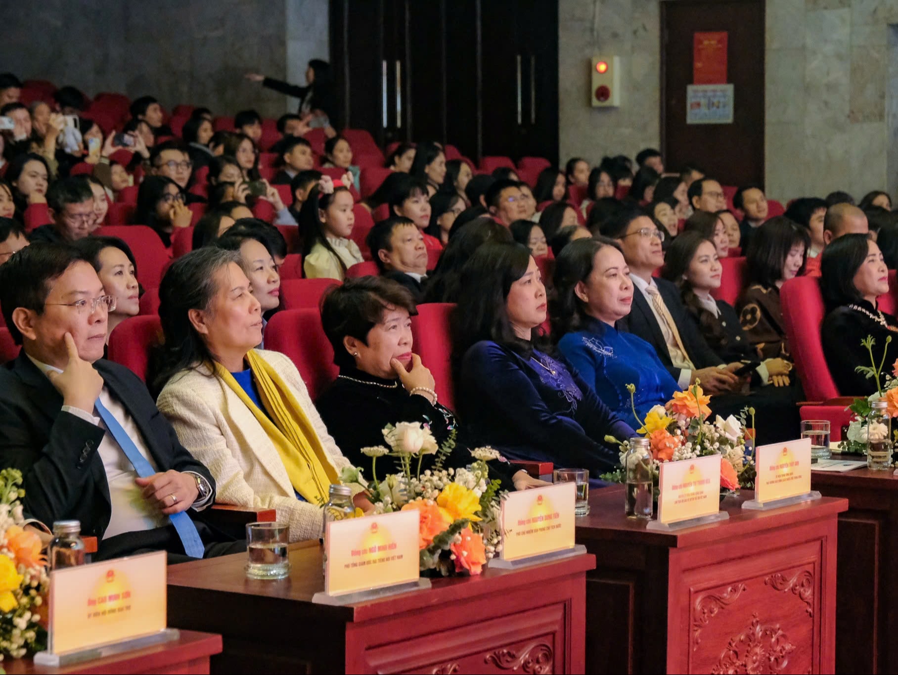 Chương trình 'Mùa xuân cho em' lần thứ 19 tiếp nhận hơn 116 tỷ đồng giúp trẻ có hoàn cảnh đặc biệt, khó khăn- Ảnh 1. Chương trình 'Mùa xuân cho em' lần thứ 19 tiếp nhận hơn 116 tỷ đồng giúp trẻ có hoàn cảnh đặc biệt, khó khăn- Ảnh 1.