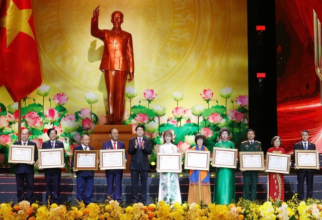 Công ty TH vinh dự nhận danh hiệu Anh hùng Lao động tại Đại hội Thi đua yêu nước- Ảnh 2.