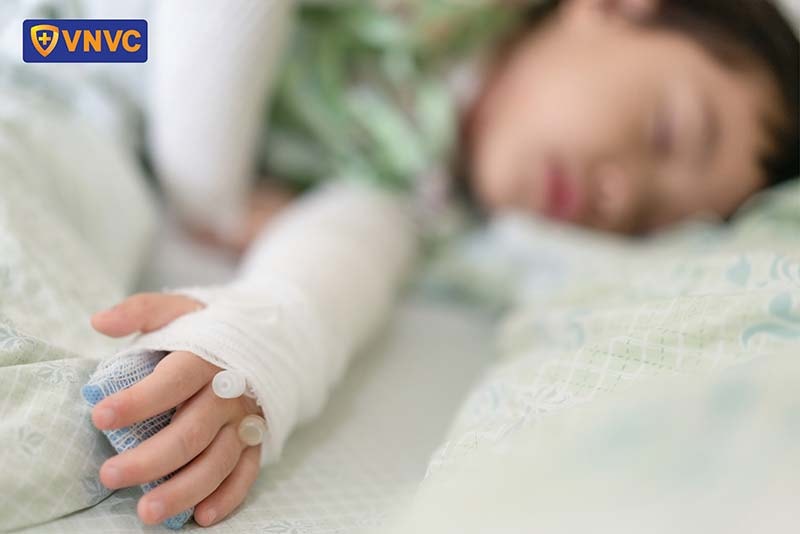 Chuyên gia khuyên gì về căn bệnh truyền nhiễm có thể gây tử vong trong 24h?- Ảnh 1.