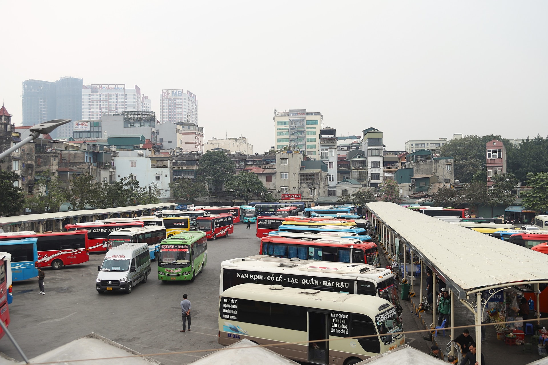 Bến xe Hà Nội ứng phó ra sao, khuyến cáo gì với người dân trước kỳ nghỉ Tết dài 4 ngày?- Ảnh 2. Bến xe Hà Nội ứng phó ra sao, khuyến cáo gì với người dân trước kỳ nghỉ Tết dài 4 ngày?- Ảnh 2.