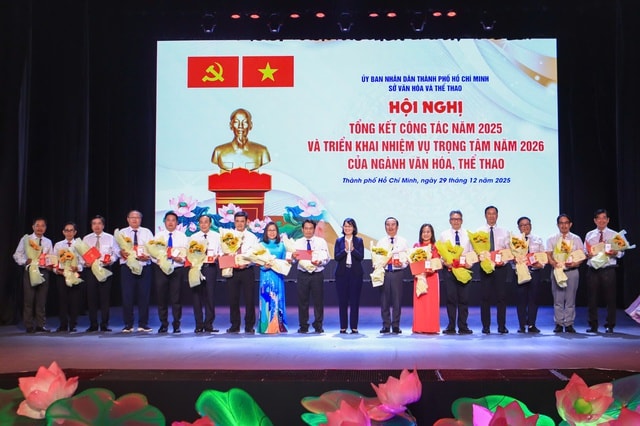 Ngành văn hóa, thể thao TPHCM khẳng định vị thế siêu đô thị, hướng tới phát triển bền vững- Ảnh 2. Ngành văn hóa, thể thao TPHCM khẳng định vị thế siêu đô thị, hướng tới phát triển bền vững- Ảnh 2.