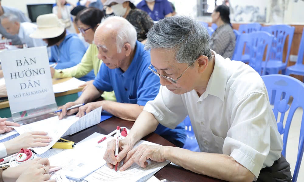 Lịch trả lương hưu tháng 1/2026 thay đổi do lịch nghỉ Tết Dương lịch cần lưu ý- Ảnh 1. Lịch trả lương hưu tháng 1/2026 thay đổi do lịch nghỉ Tết Dương lịch cần lưu ý- Ảnh 1.