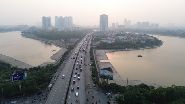 Hà Nội phân luồng giao thông dịp Tết Dương lịch: Đi hướng nào để tránh ùn tắc?- Ảnh 2. Hà Nội phân luồng giao thông dịp Tết Dương lịch: Đi hướng nào để tránh ùn tắc?- Ảnh 2.