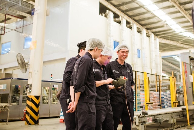 Tập đoàn TH tuyển dụng đa lĩnh vực – Cánh cửa nghề nghiệp rộng mở cho lực lượng trẻ- Ảnh 1. Tập đoàn TH tuyển dụng đa lĩnh vực – Cánh cửa nghề nghiệp rộng mở cho lực lượng trẻ- Ảnh 1.