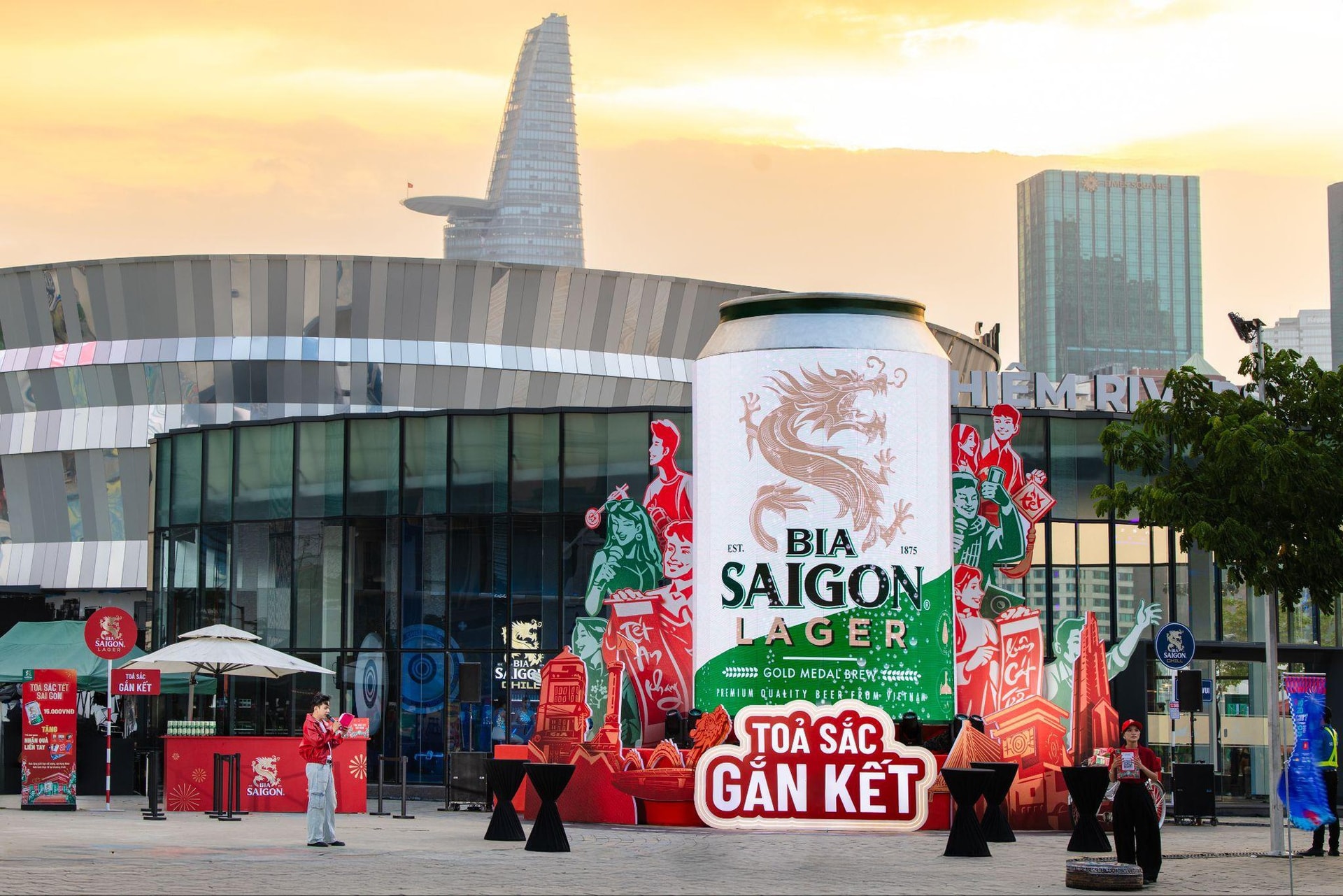 'Tỏa sắc gắn kết': Bia Saigon Lager mang đến Hozo City Tết Fest trải nghiệm văn hóa nhiều vùng miền- Ảnh 2.