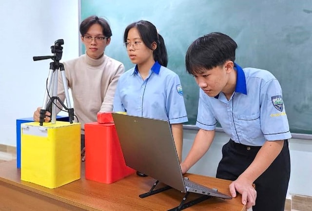 Thỏa sức nghiên cứu, sáng tạo, trải nghiệm tại trường học năng động ở Gia Lai- Ảnh 1. Thỏa sức nghiên cứu, sáng tạo, trải nghiệm tại trường học năng động ở Gia Lai- Ảnh 1.