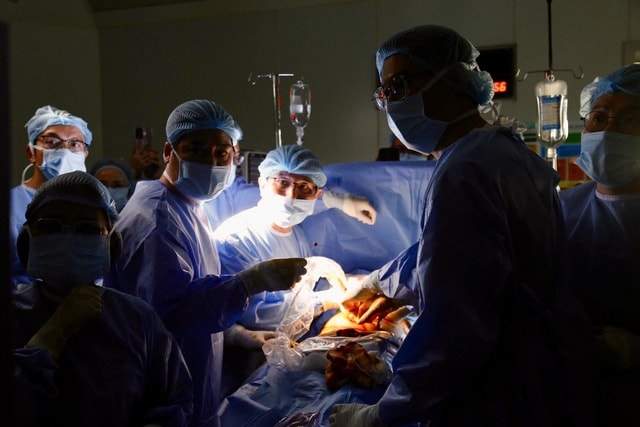 Ca can thiệp tim bào thai thứ 12 thành công chỉ trong 30 phút- Ảnh 2.