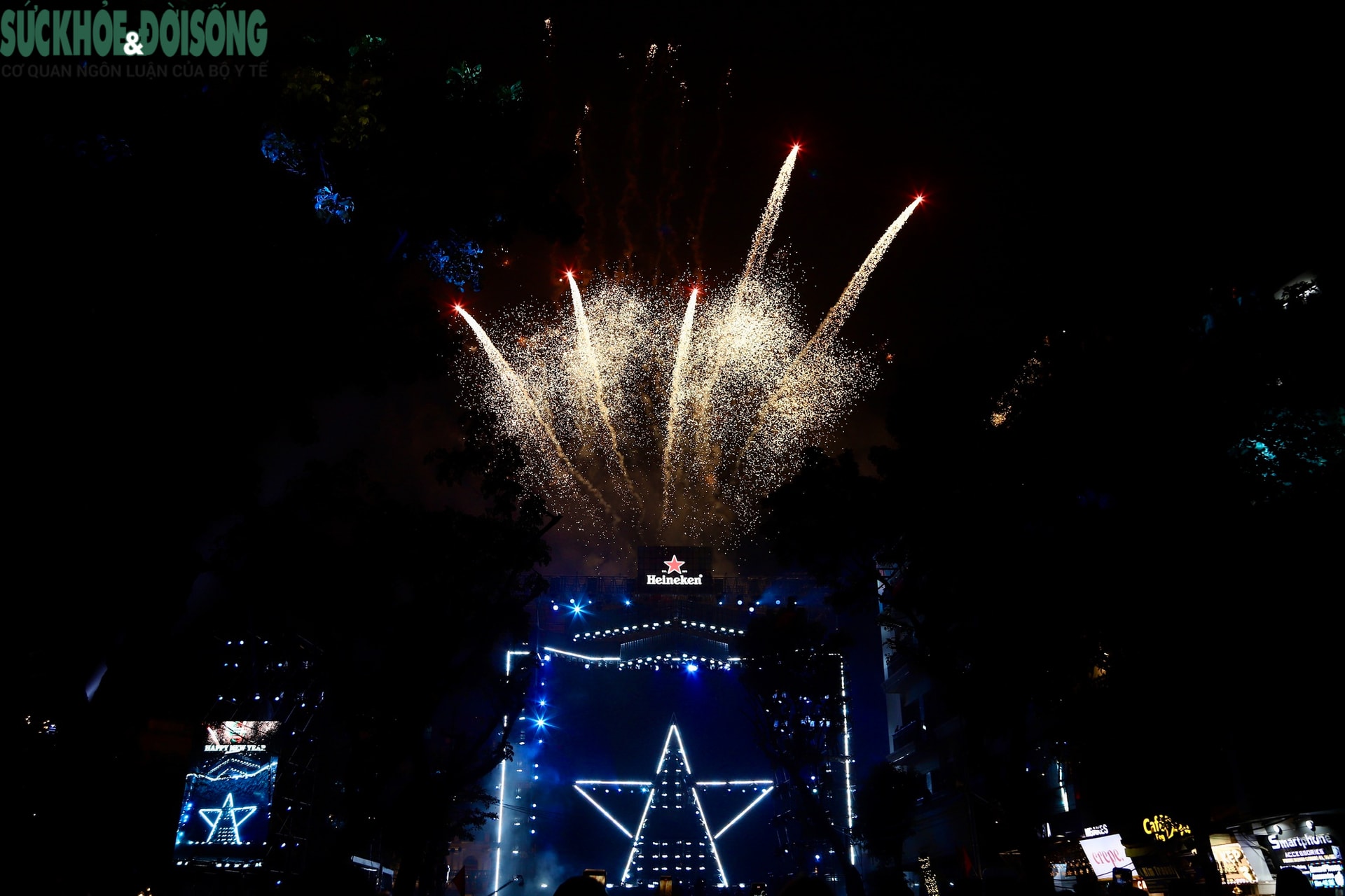 Hà Nội Countdown 2026: Nhìn lại những khoảnh khắc ấn tượng- Ảnh 28.