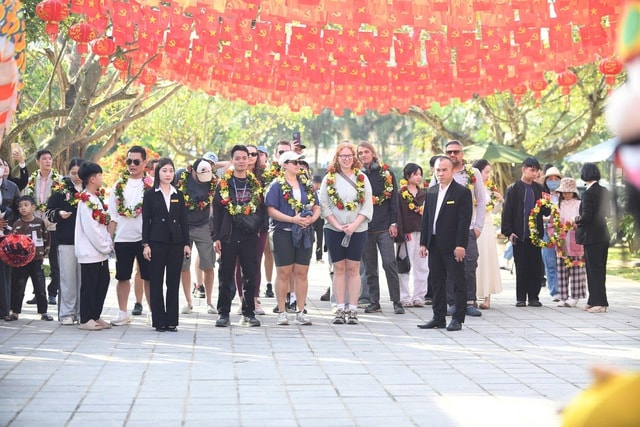 Những vị khách đầu tiên đến với di sản thiên nhiên thế giới ngày đầu năm 2026- Ảnh 3. Những vị khách đầu tiên đến với di sản thiên nhiên thế giới ngày đầu năm 2026- Ảnh 3.