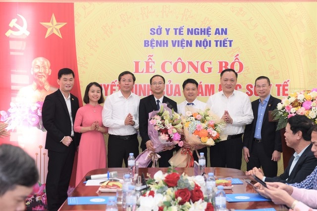 Bổ nhiệm hai Phó Giám đốc Bệnh viện Nội tiết Nghệ An- Ảnh 2.