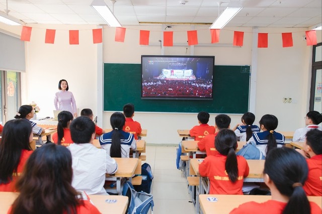 Thưởng Tết 2026 cho giáo viên: Những quy định mới cần biết- Ảnh 1.