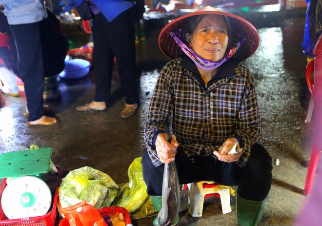 Ngư dân phấn khởi trúng đậm hải sản đầu năm mới- Ảnh 9.