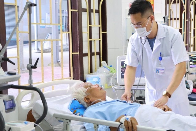 Ở nơi bác sĩ quyết định sự sống chỉ trong vài phút- Ảnh 2.