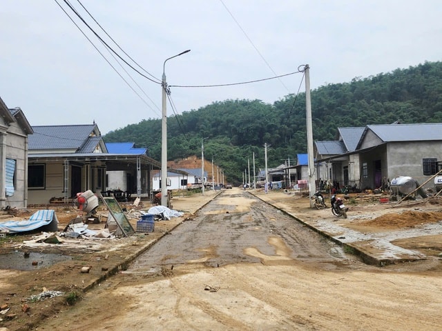 Khép lại nỗi lo thiên tai, hiện thực hóa giấc mơ an cư tại khu tái định cư Tam Văn- Ảnh 3.