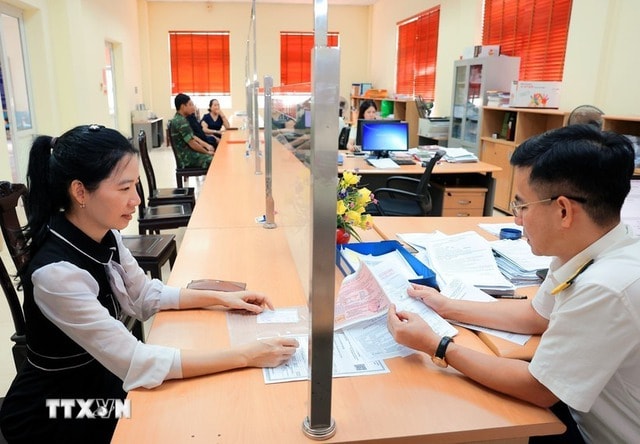 Mức xử phạt đối với 9 hành vi vi phạm hành chính trong lĩnh vực phí và lệ phí- Ảnh 1.