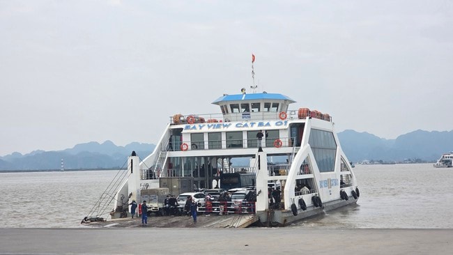 Tăng cường thêm phà phục vụ du khách du lịch Cát Bà dịp nghỉ lễ- Ảnh 3.