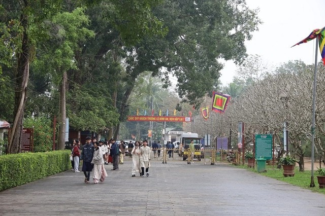 Thanh Hóa đón khoảng 125 nghìn lượt khách trong 4 ngày nghỉ Tết Dương lịch- Ảnh 3.