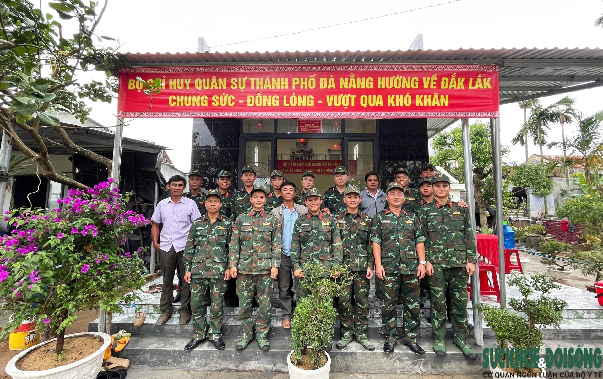 Mái nhà kiên cố trở về sau những ngày lũ dữ- Ảnh 5.