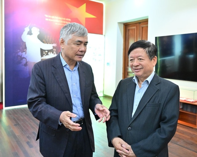 'Nguyện vì dân' - Khúc chính ca từ chiếc huy hiệu đỏ thắm- Ảnh 2.