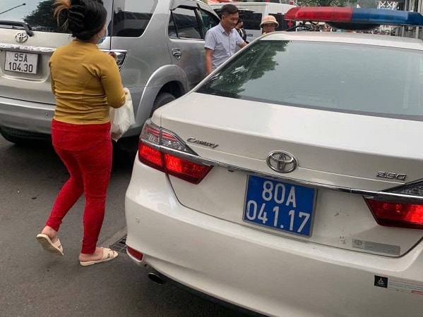 Trên cao tốc, CSGT mở đường đưa bệnh nhân tim nguy kịch đi cấp cứu- Ảnh 1. Trên cao tốc, CSGT mở đường đưa bệnh nhân tim nguy kịch đi cấp cứu- Ảnh 1.