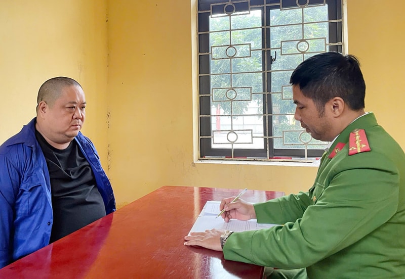 Triệt phá đường dây lừa đảo và đánh bạc trực tuyến hơn 9000 tỷ đồng- Ảnh 1. Triệt phá đường dây lừa đảo và đánh bạc trực tuyến hơn 9000 tỷ đồng- Ảnh 1.