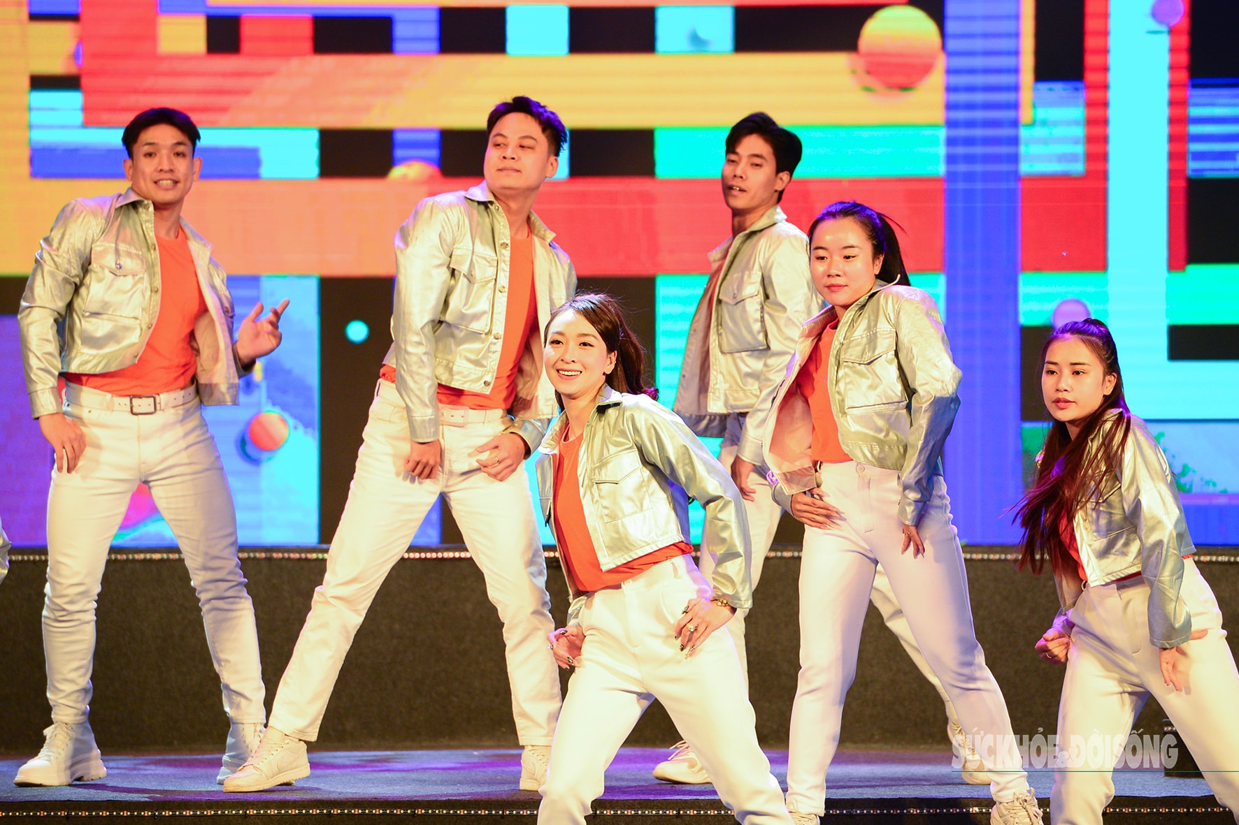 Đánh thức hành trình sống khỏe: Đánh thức hành trình sống khỏe: