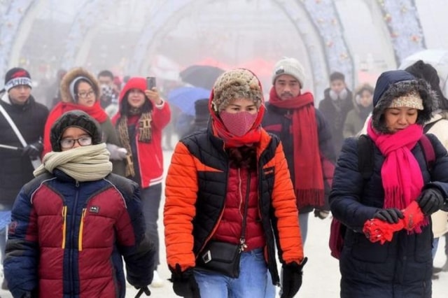 Miền Bắc, miền Trung chìm trong rét buốt, nhiệt giảm sâu- Ảnh 1.