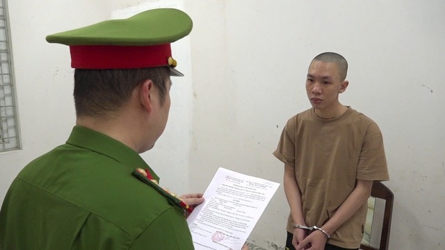 Giả danh giảng viên, lừa sinh viên đặt mua đồng phục, chiếm đoạt hơn 700 triệu đồng- Ảnh 1. Giả danh giảng viên, lừa sinh viên đặt mua đồng phục, chiếm đoạt hơn 700 triệu đồng- Ảnh 1.