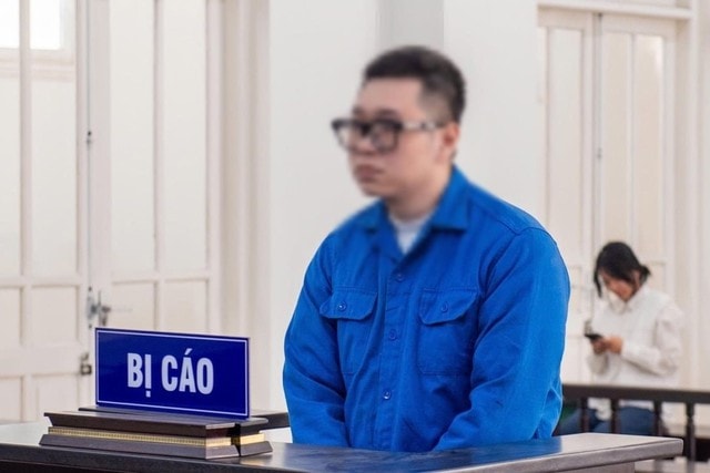 Nam thanh niên đánh phụ nữ ở chung cư lĩnh án 6 tháng tù- Ảnh 2. Nam thanh niên đánh phụ nữ ở chung cư lĩnh án 6 tháng tù- Ảnh 2.