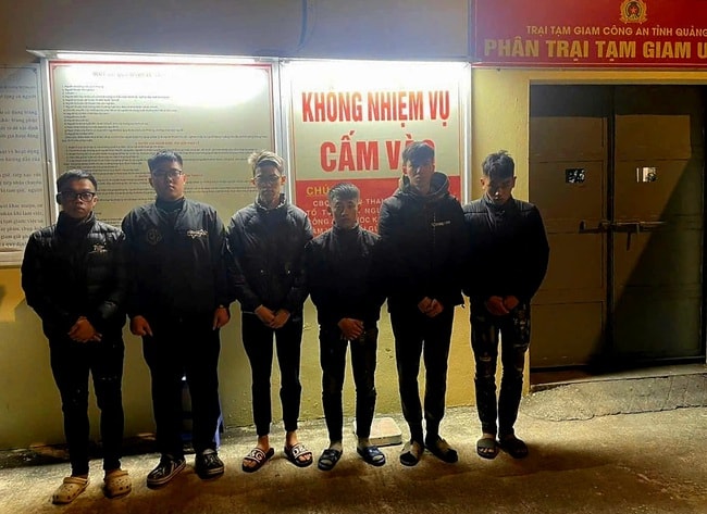 Tạm giữ nhóm đối tượng gây rối trật tự công cộng làm 2 người bị thương tại Quảng Ninh- Ảnh 1.