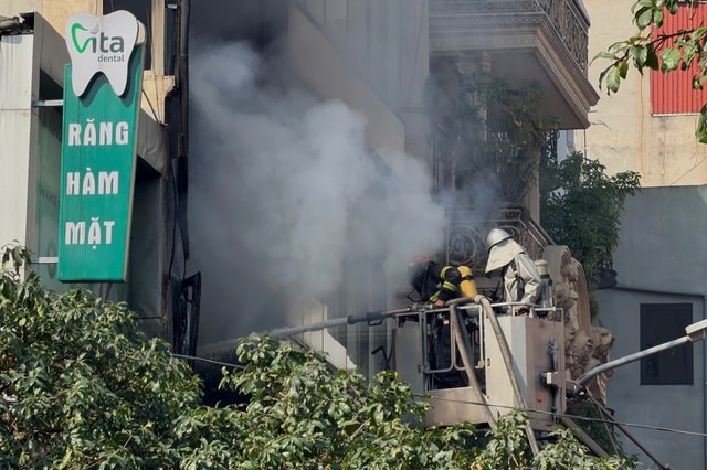 Hà Nội: cháy nhà 7 tầng tại Hà Đông khiến 2 người tử vong- Ảnh 5.