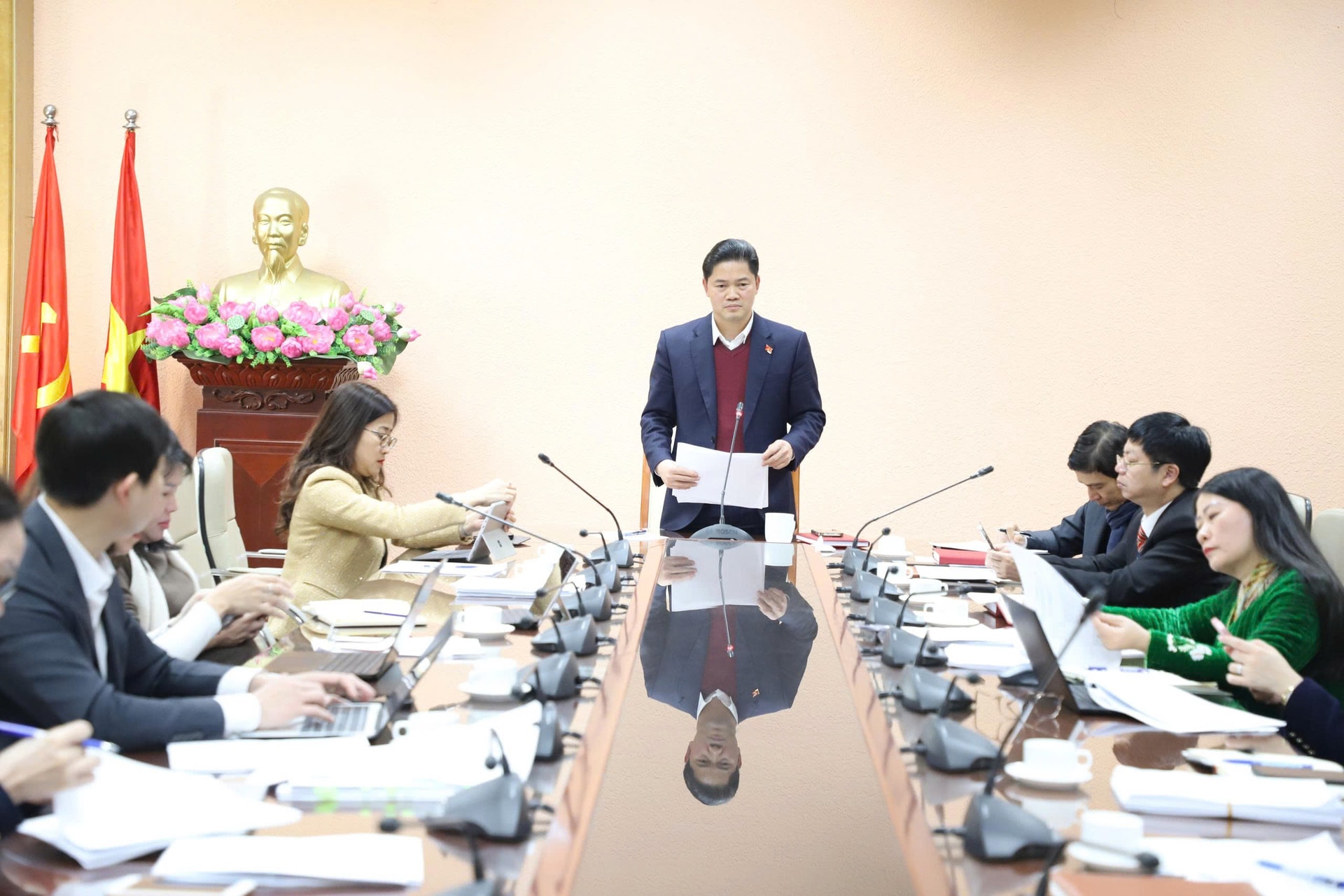 Xử lý dứt điểm vướng mắc thanh toán chi phí khám chữa bệnh BHYT để bảo đảm quyền lợi của người bệnh- Ảnh 4. Xử lý dứt điểm vướng mắc thanh toán chi phí khám chữa bệnh BHYT để bảo đảm quyền lợi của người bệnh- Ảnh 4.