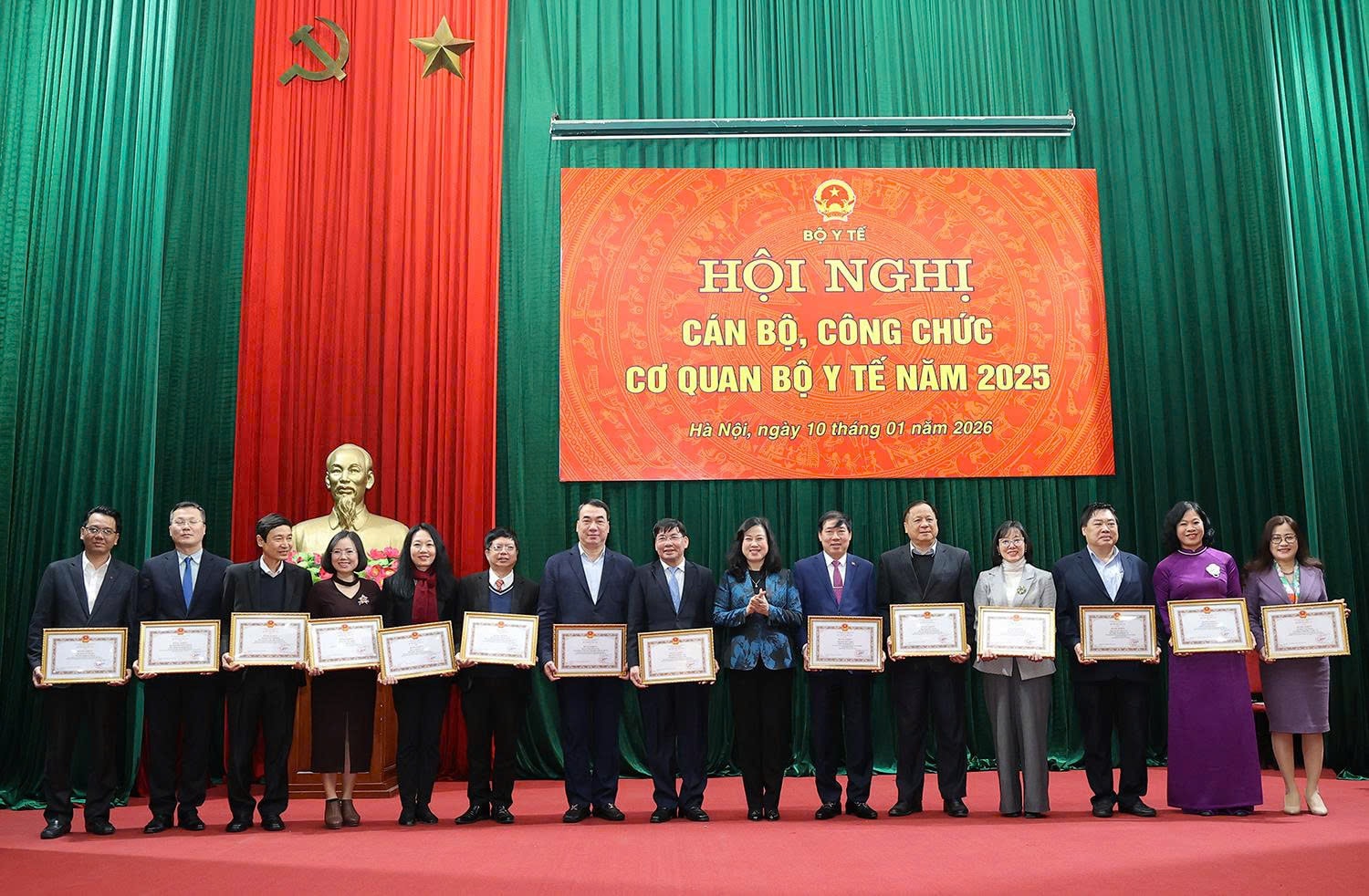 9 nhiệm vụ trọng tâm năm 2026 tạo nền tảng vững chắc cho phát triển ngành y tế trong giai đoạn mới- Ảnh 6. 9 nhiệm vụ trọng tâm năm 2026 tạo nền tảng vững chắc cho phát triển ngành y tế trong giai đoạn mới- Ảnh 6.