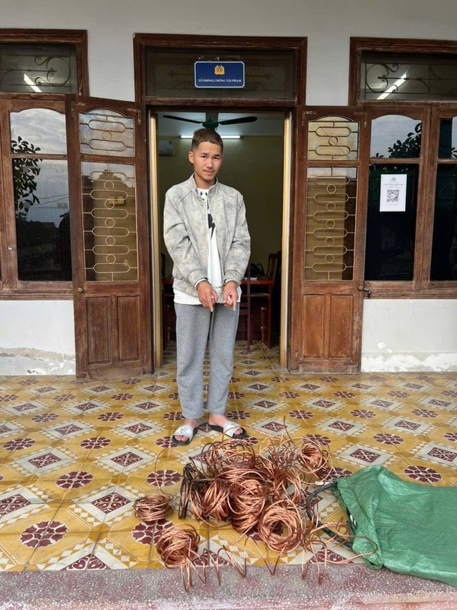 Nam thanh niên trộm 80m dây điện lõi đồng vì “bí” tiền tiêu xài- Ảnh 1. Nam thanh niên trộm 80m dây điện lõi đồng vì “bí” tiền tiêu xài- Ảnh 1.