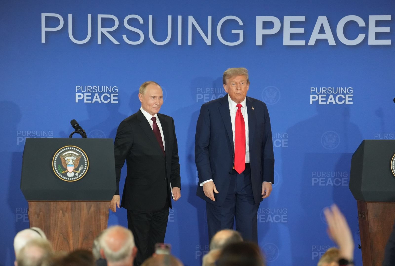 Tổng thống Trump bình luận về việc liệu ông có tìm cách bắt cóc Tổng thống Putin hay không- Ảnh 1.