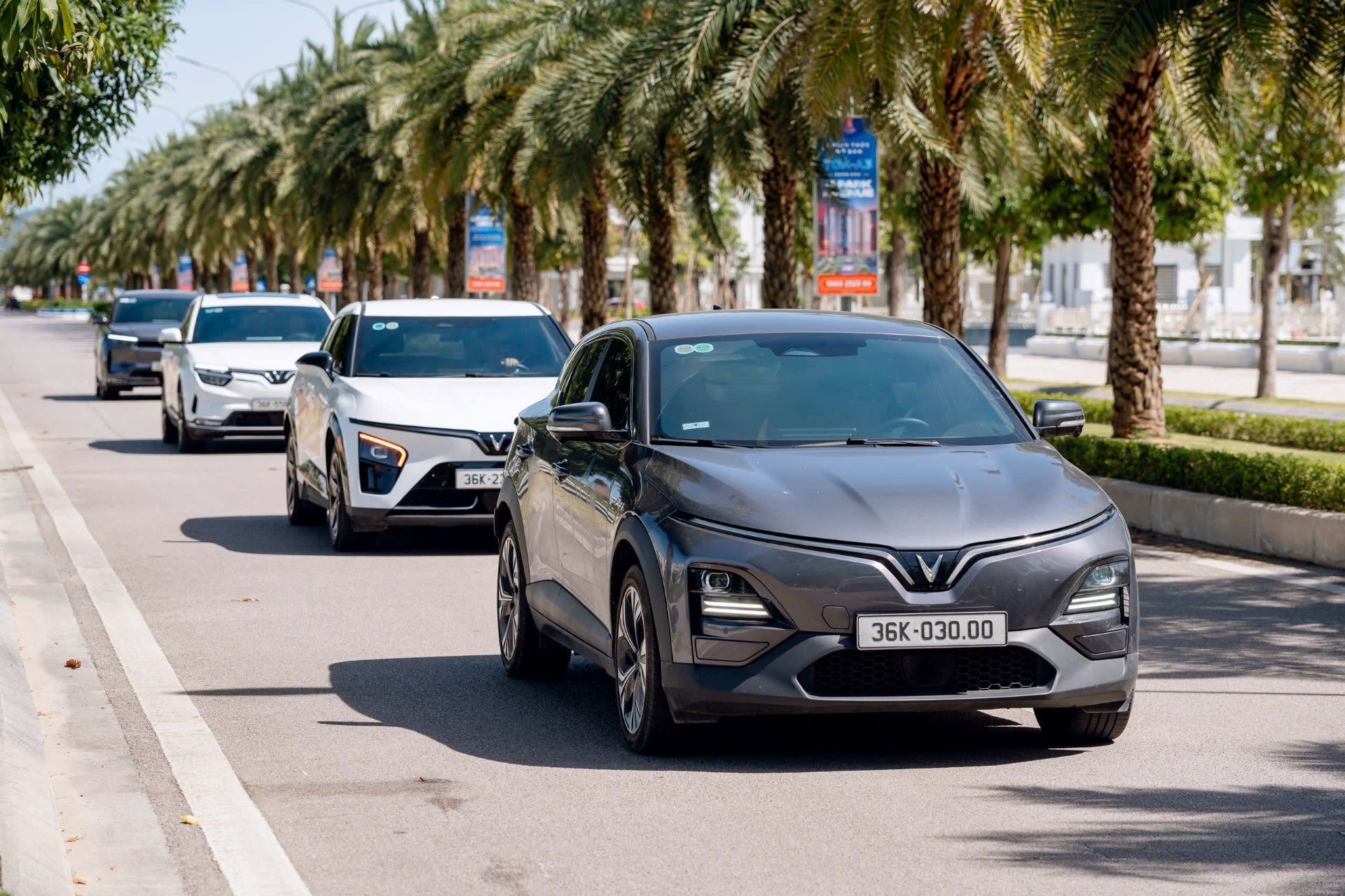 Người dùng Việt tranh thủ mua VinFast VF 6 để 'hưởng lợi sớm' - 1