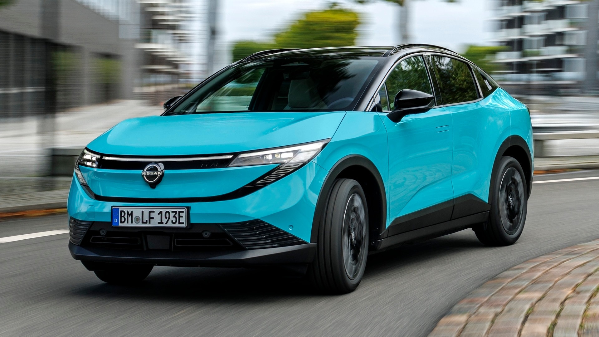 Toyota lần đầu vượt Nissan về doanh số xe điện tại Nhật Bản - 3