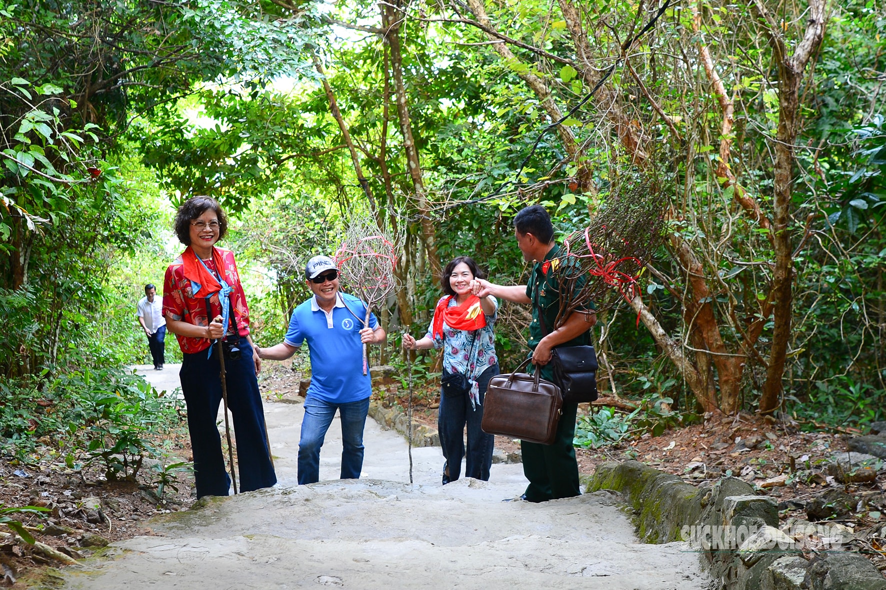 Ấm áp tình quân dân trên đảo Hòn Chuối- Ảnh 5.