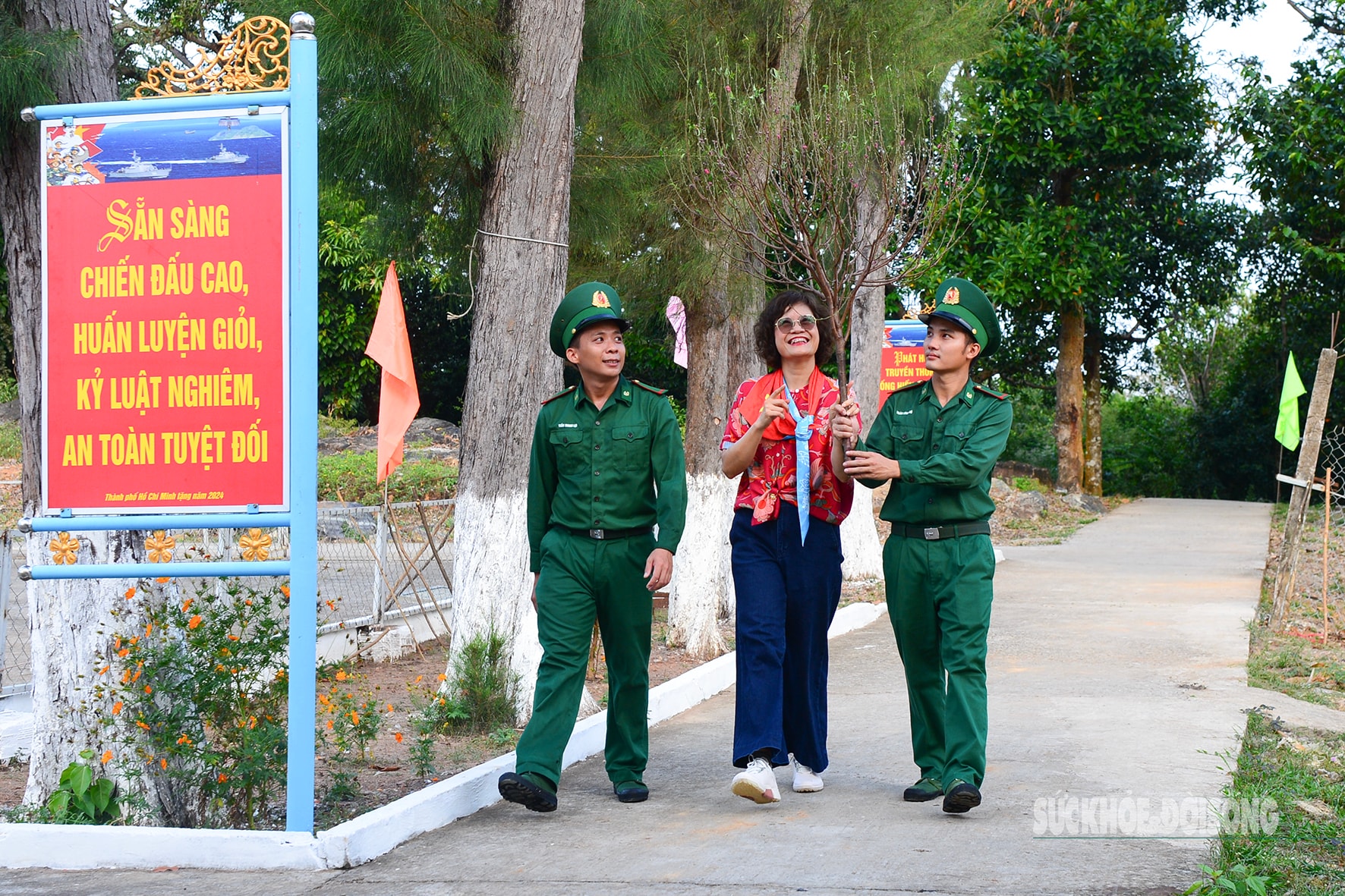 Ấm áp tình quân dân trên đảo Hòn Chuối- Ảnh 6.