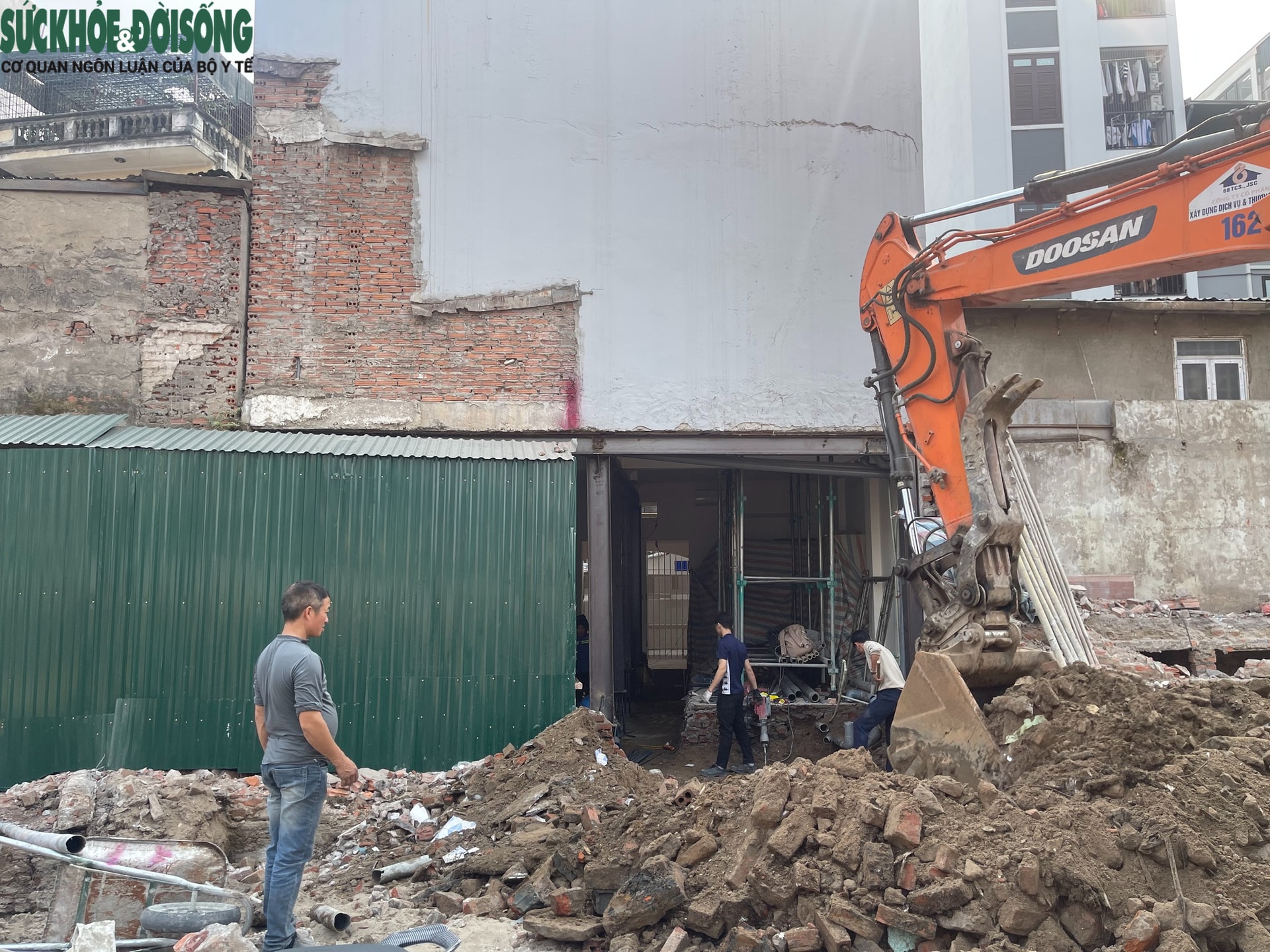 Mở đường Vành đai 1: Nhà ngõ thành mặt phố, giá vượt 300 triệu đồng/m²- Ảnh 9.