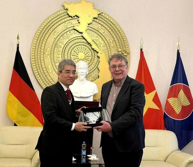 Lãnh đạo các chính đảng Đức ấn tượng trước những thành tựu của Việt Nam- Ảnh 1.