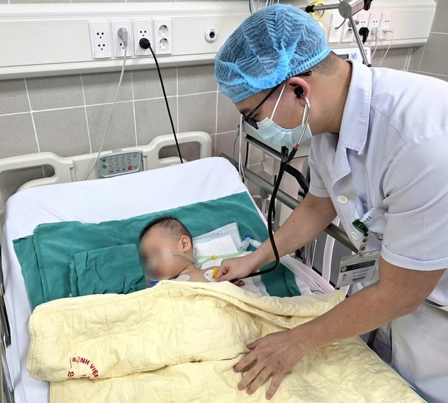 Sức khỏe 3 bệnh nhân ngộ độc hạt củ đậu ở Ninh Bình hiện ra sao?- Ảnh 2.