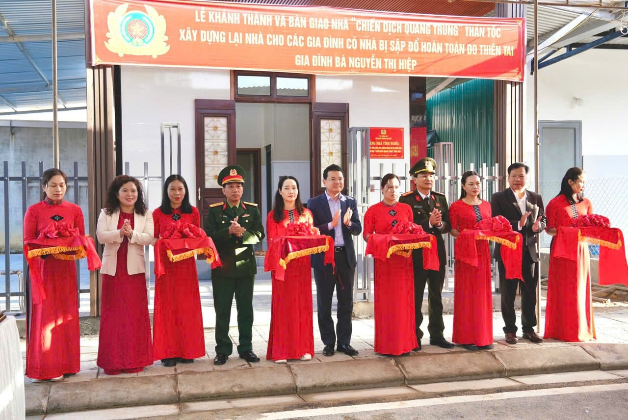 Người dân vùng sạt lở ở Huế đón niềm vui an cư khi 'Chiến dịch Quang Trung' về đích sớm- Ảnh 11.