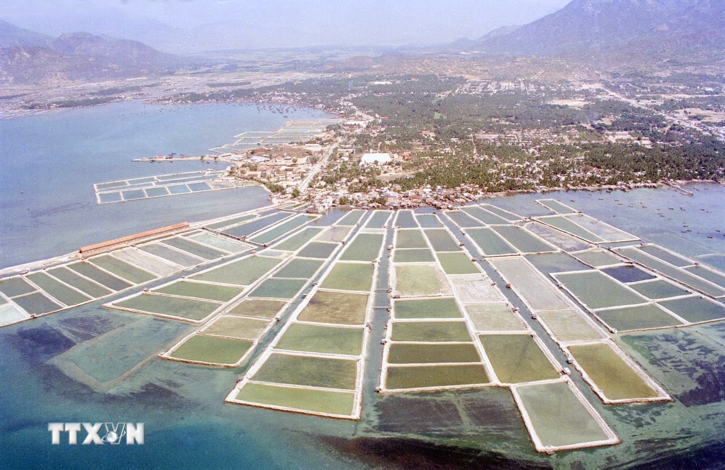 Đại hội VIII của Đảng 30 năm trước: Tiền đề cho công cuộc công nghiệp hóa, hiện đại hóa- Ảnh 3.