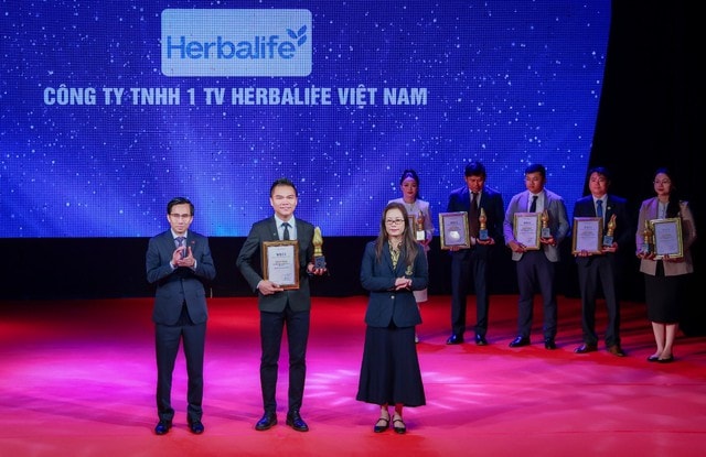 Herbalife Việt Nam được vinh danh là 'Doanh Nghiệp Văn Hóa, Uy Tín' năm 2025 bởi Liên đoàn Thương mại và Công nghiệp Việt Nam- Ảnh 2.